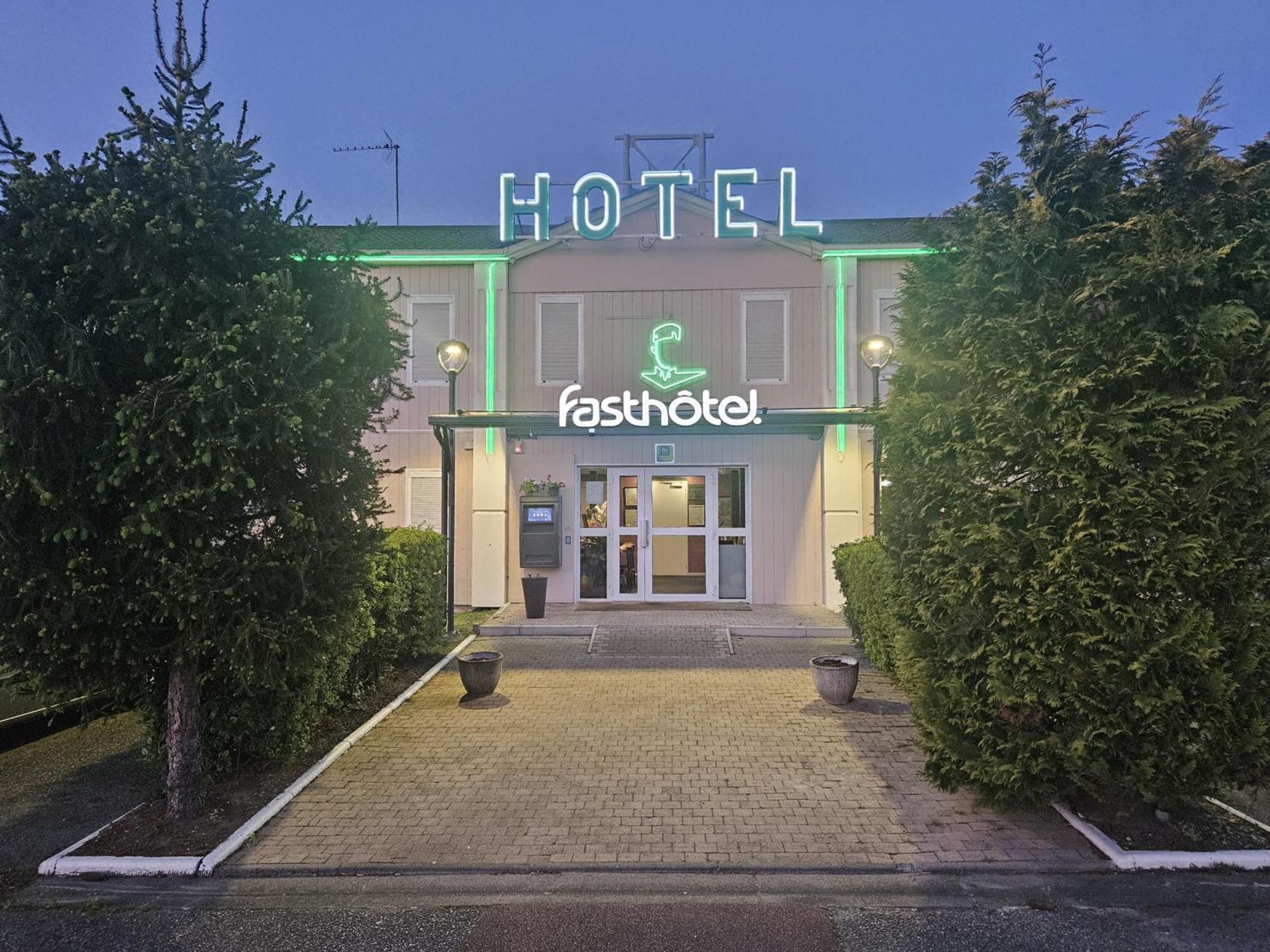 Fasthotel Bordeaux Eysines Exterior foto